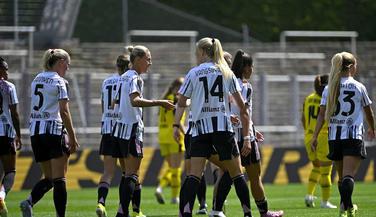 dortmund-women-03