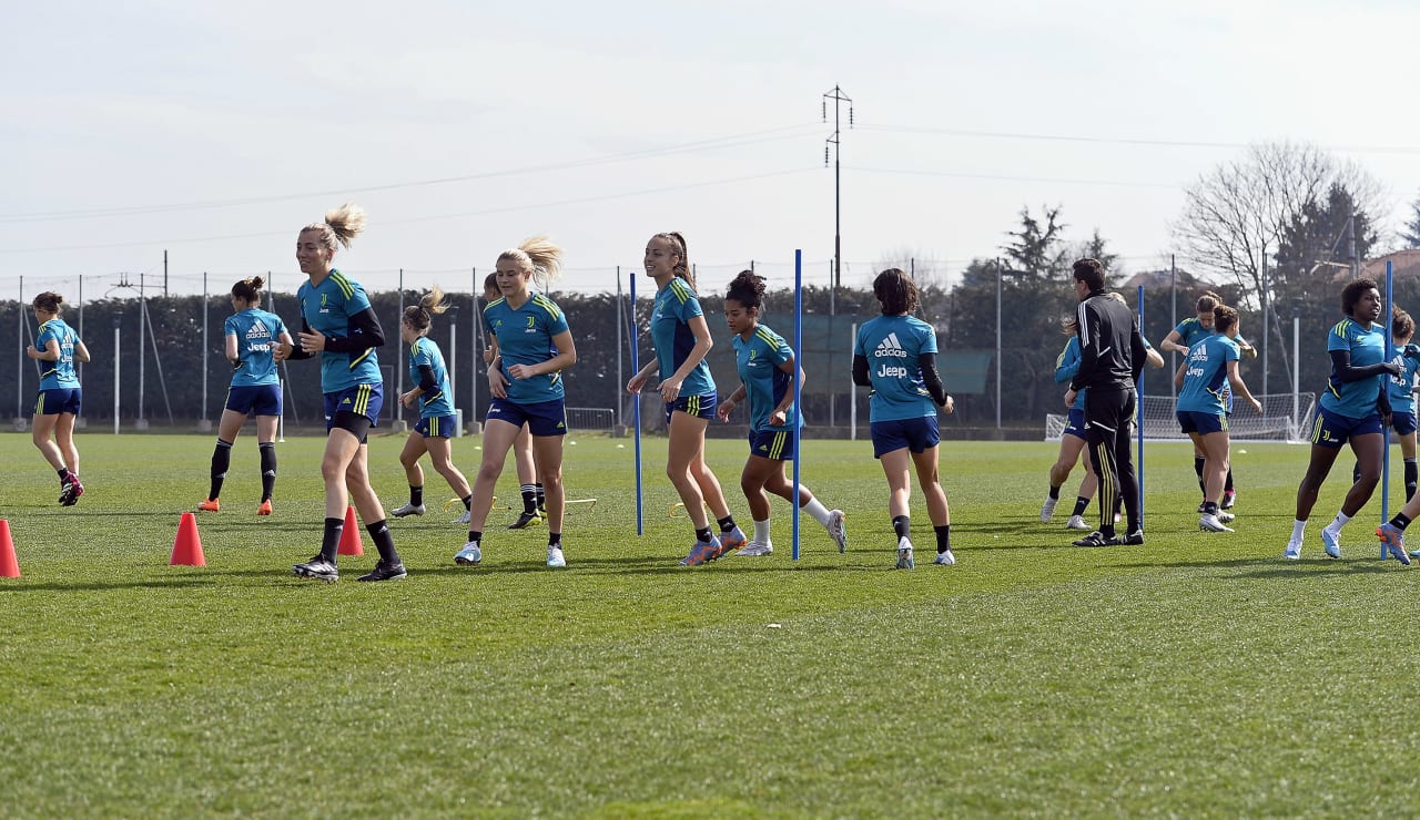 Juventus Women in allenamento a Vinovo 10