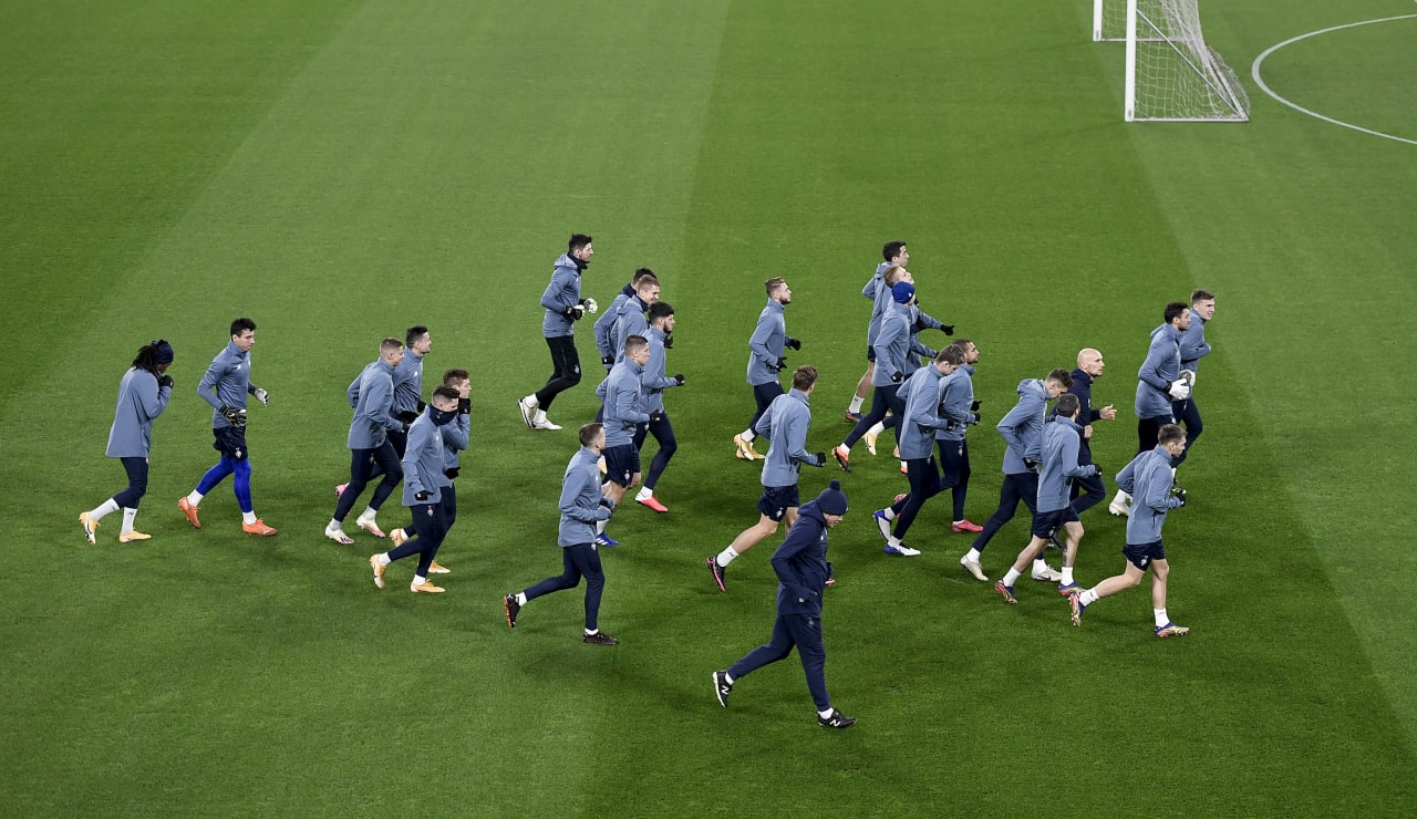 dynamo kiev training allianz4