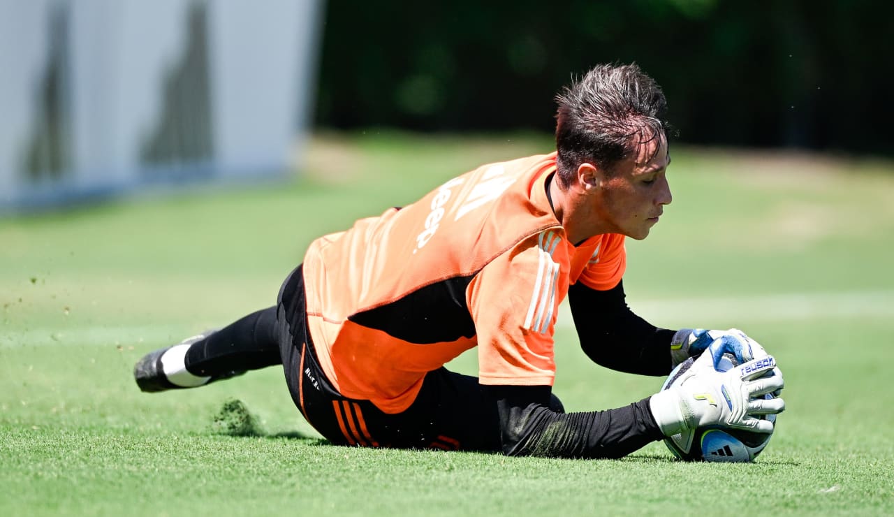 Last Training ahead of Juve-Milan  9