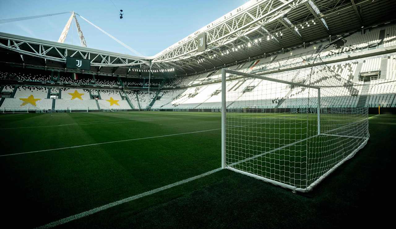 allianz-stadium-pitch-line-02 (5)