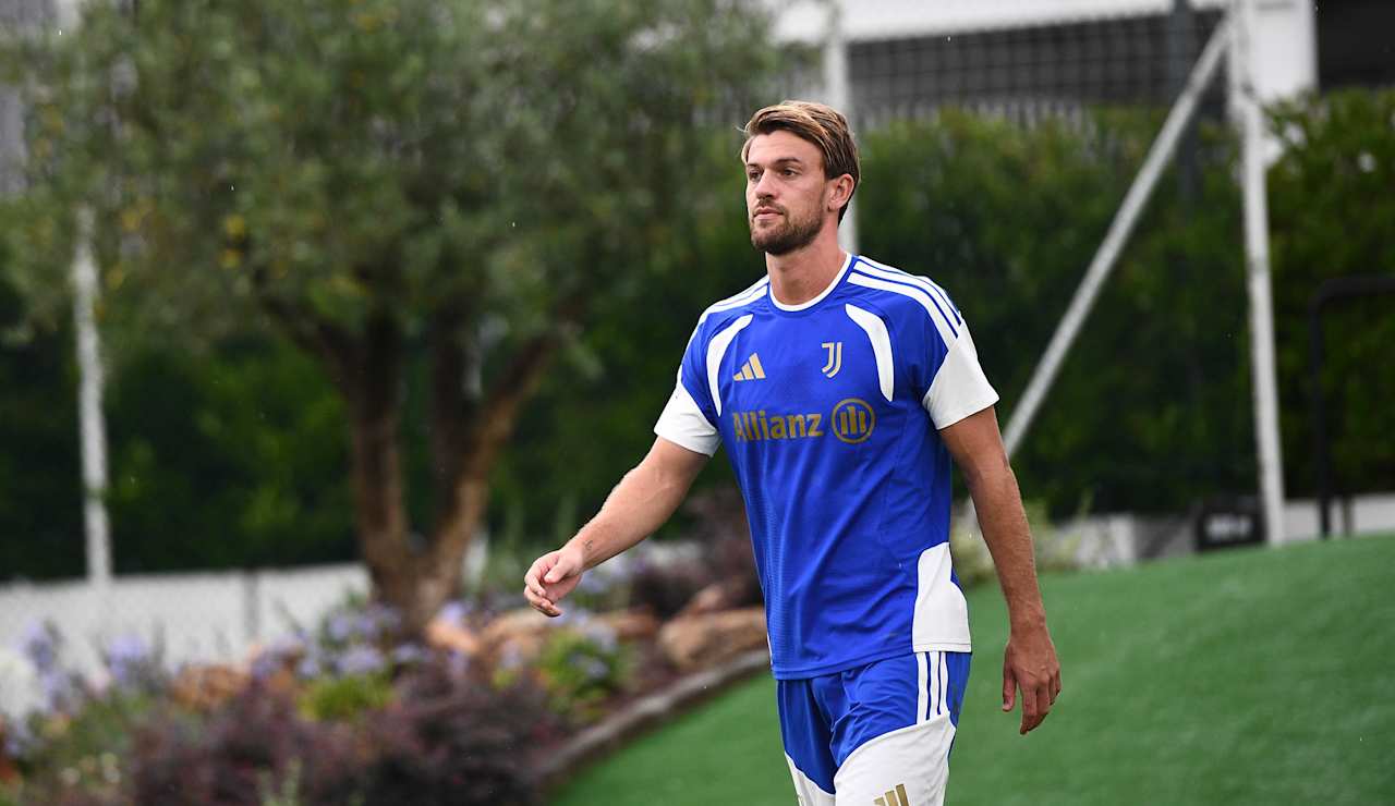 first team men train 1607267