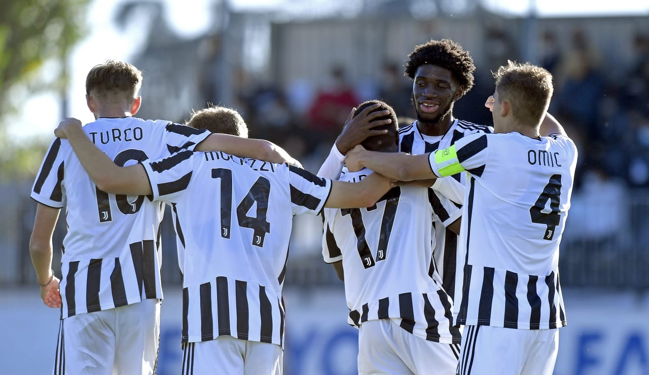 juventus zenit uyl7