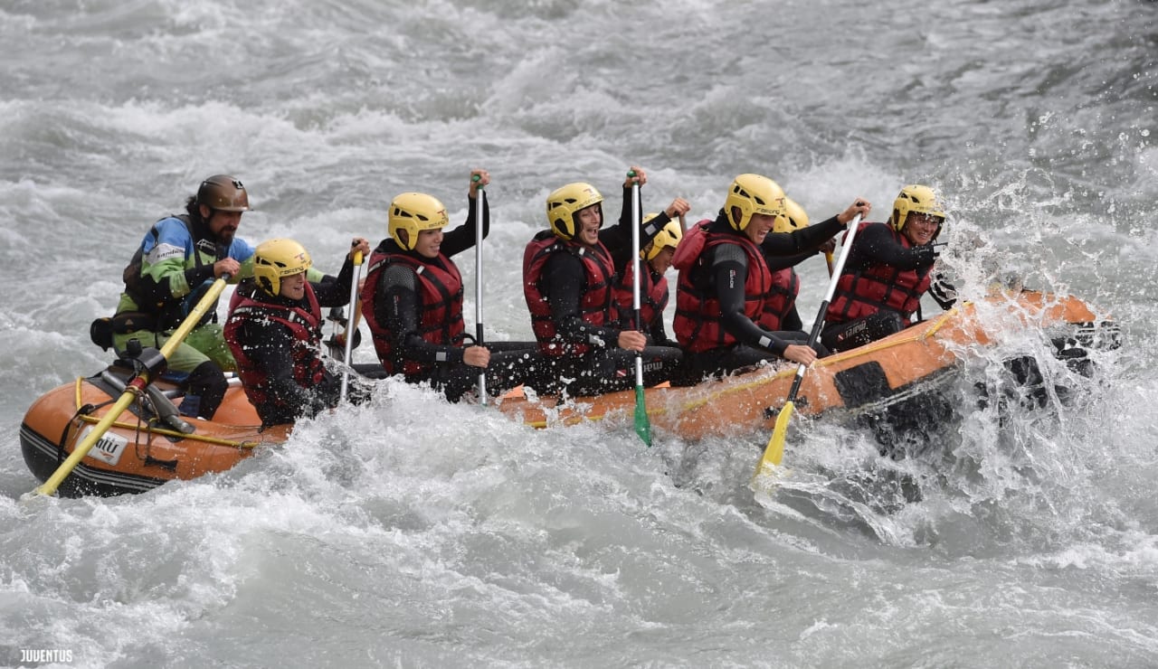 WOMEN_RAFTING16.jpg