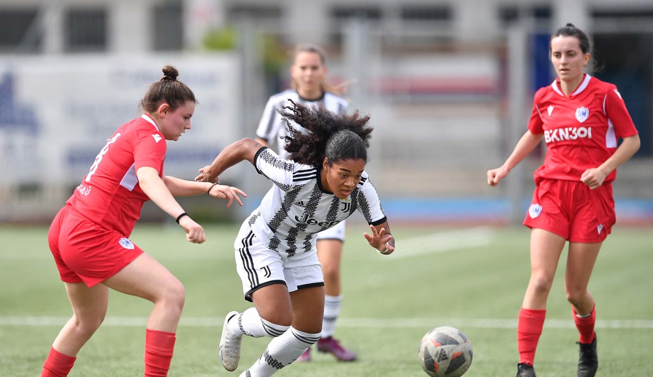 Women Juventus Under 19 San Marino Academy 10