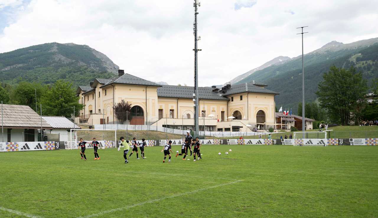 accademy 070