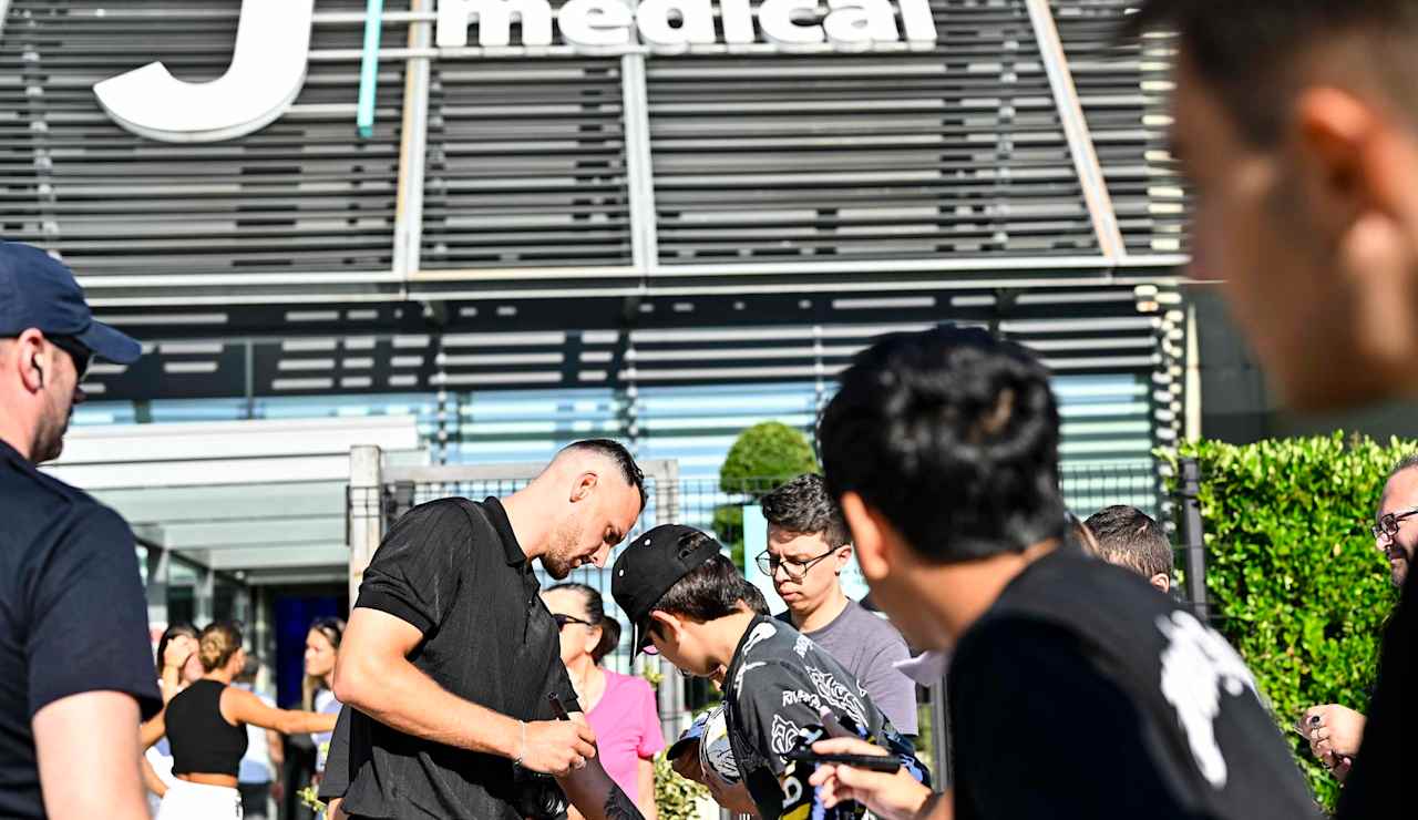 BIANCONERI ARRIVALS - 20-07-2024 - 3