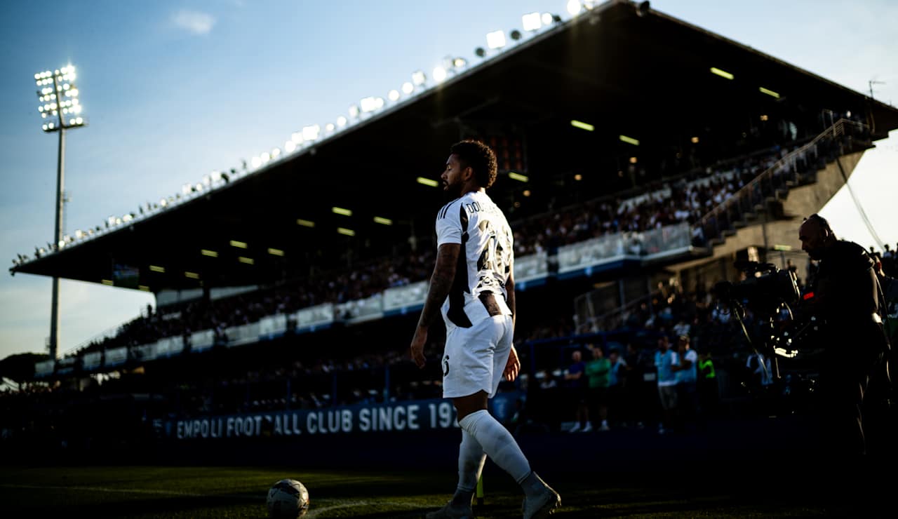 douglas luiz best 15