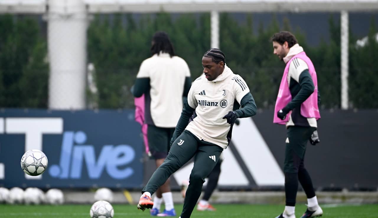 ucl-training-2001-02