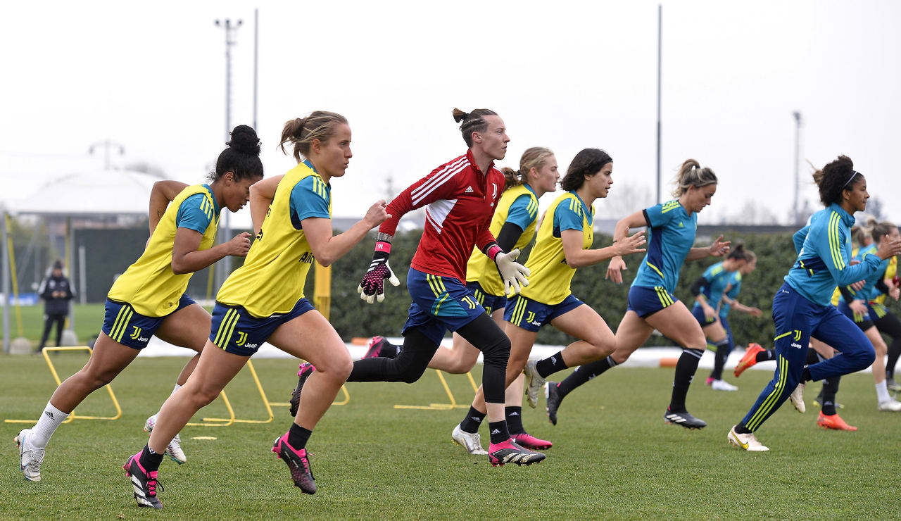 juventus women training 24 feb19