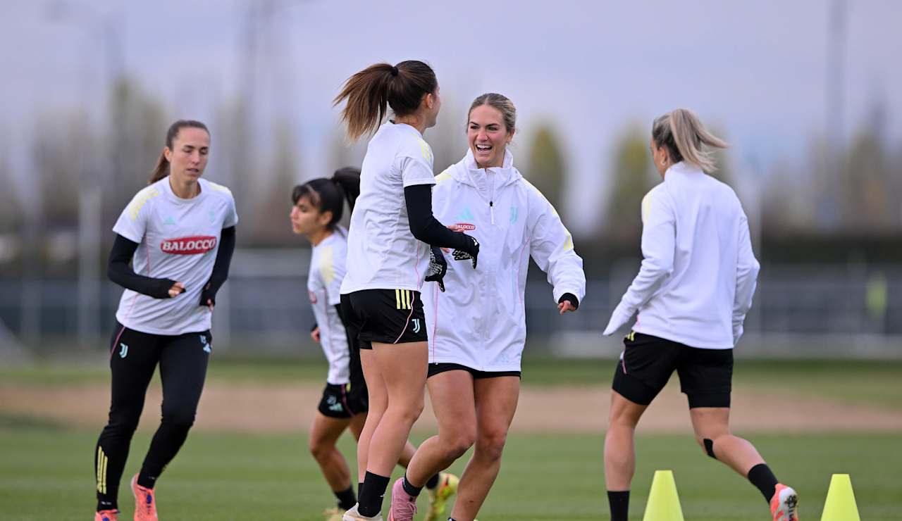 Training Women 4 12 25