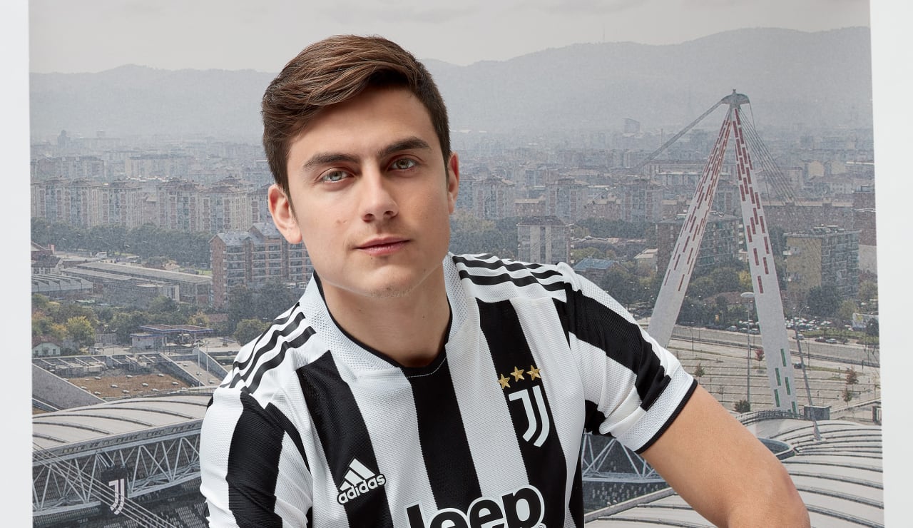 16-9Adidas_Paulo_Dybala_3182_v001