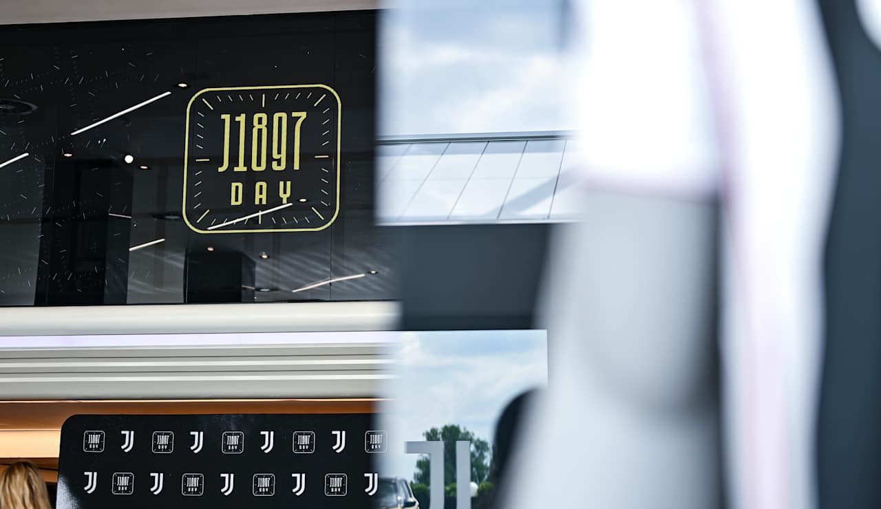 j1897 day 2025 34