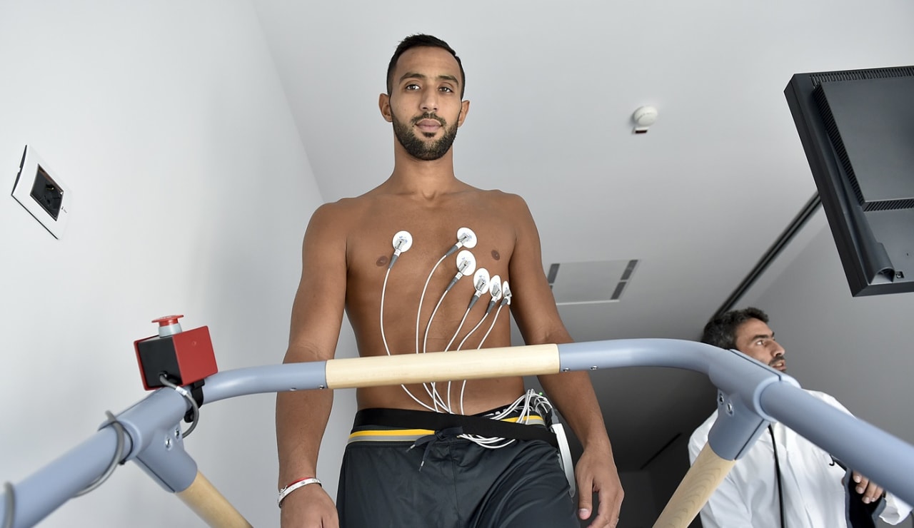 benatia011.jpg