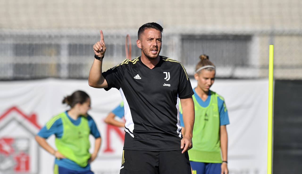 under 17 women training 3