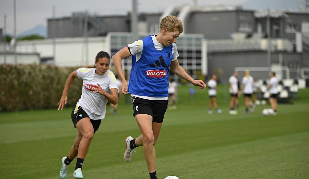 women-training-2804-12