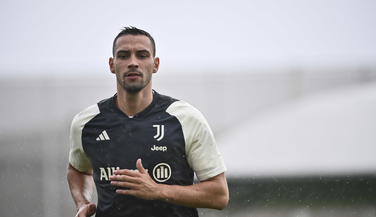 De Sciglio Training  9