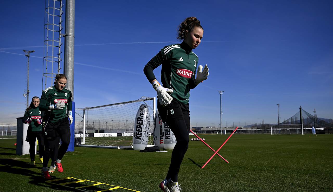 training-women-1802-05