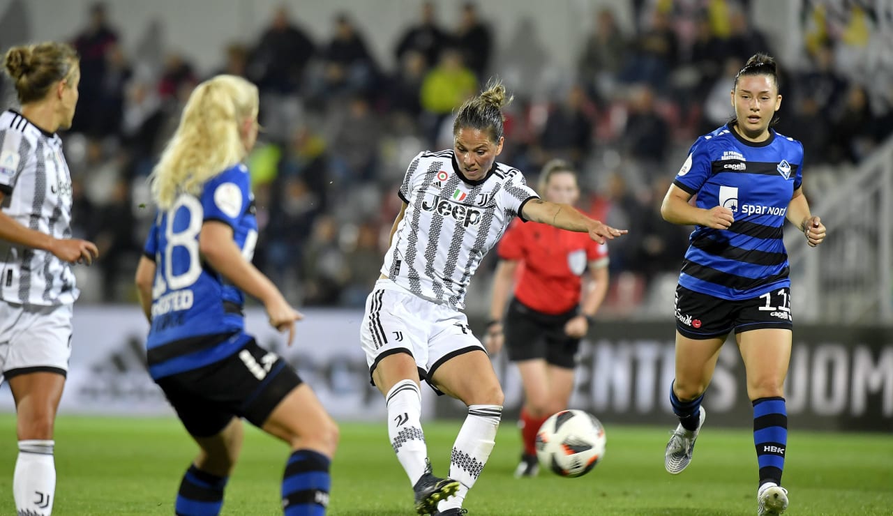 Women Juve koge 16