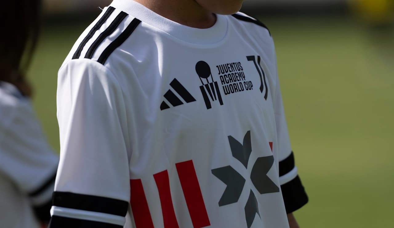 accademy 013