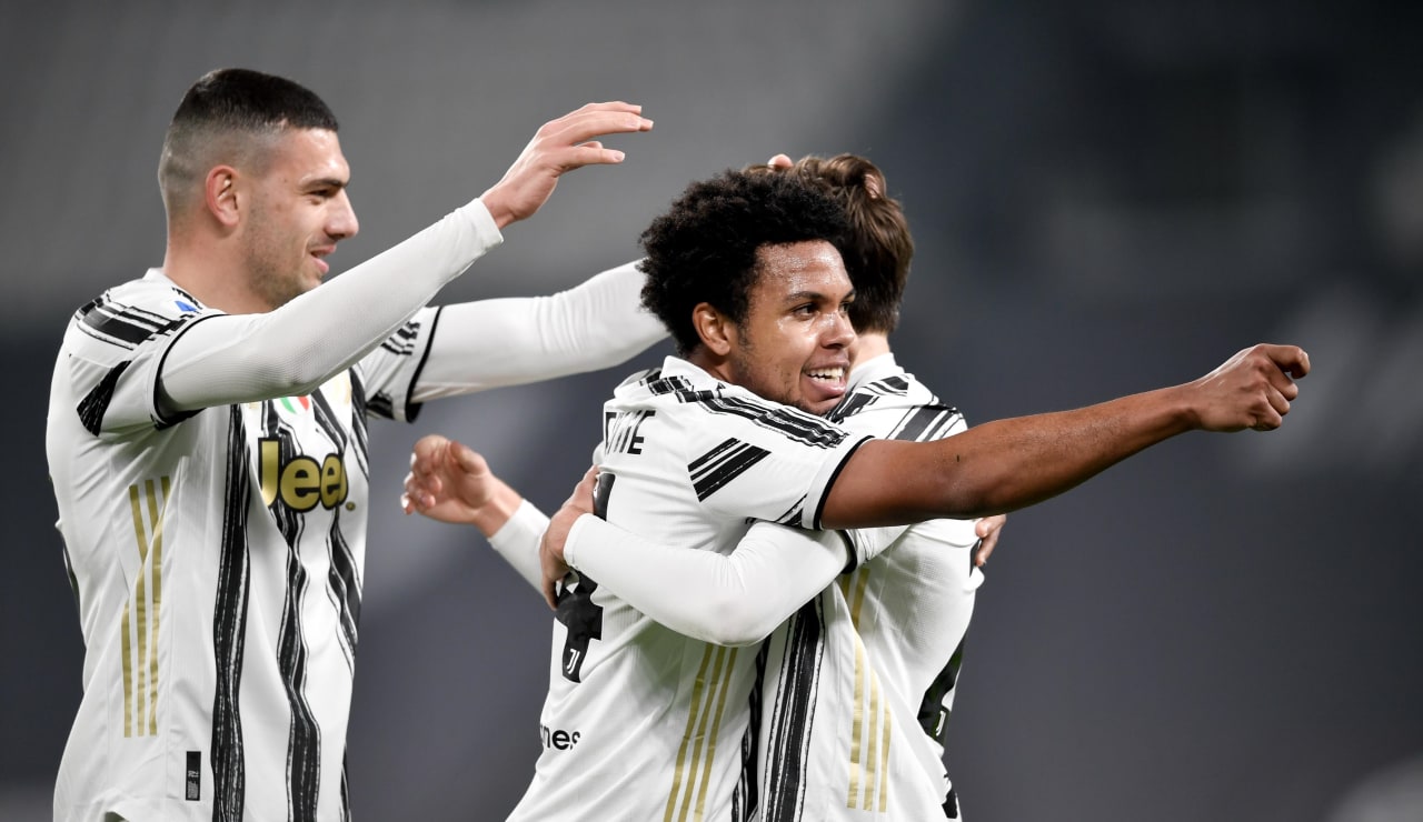 14_J029664_20210222101314064_20210222101511_JUVENTUS_CROTONE