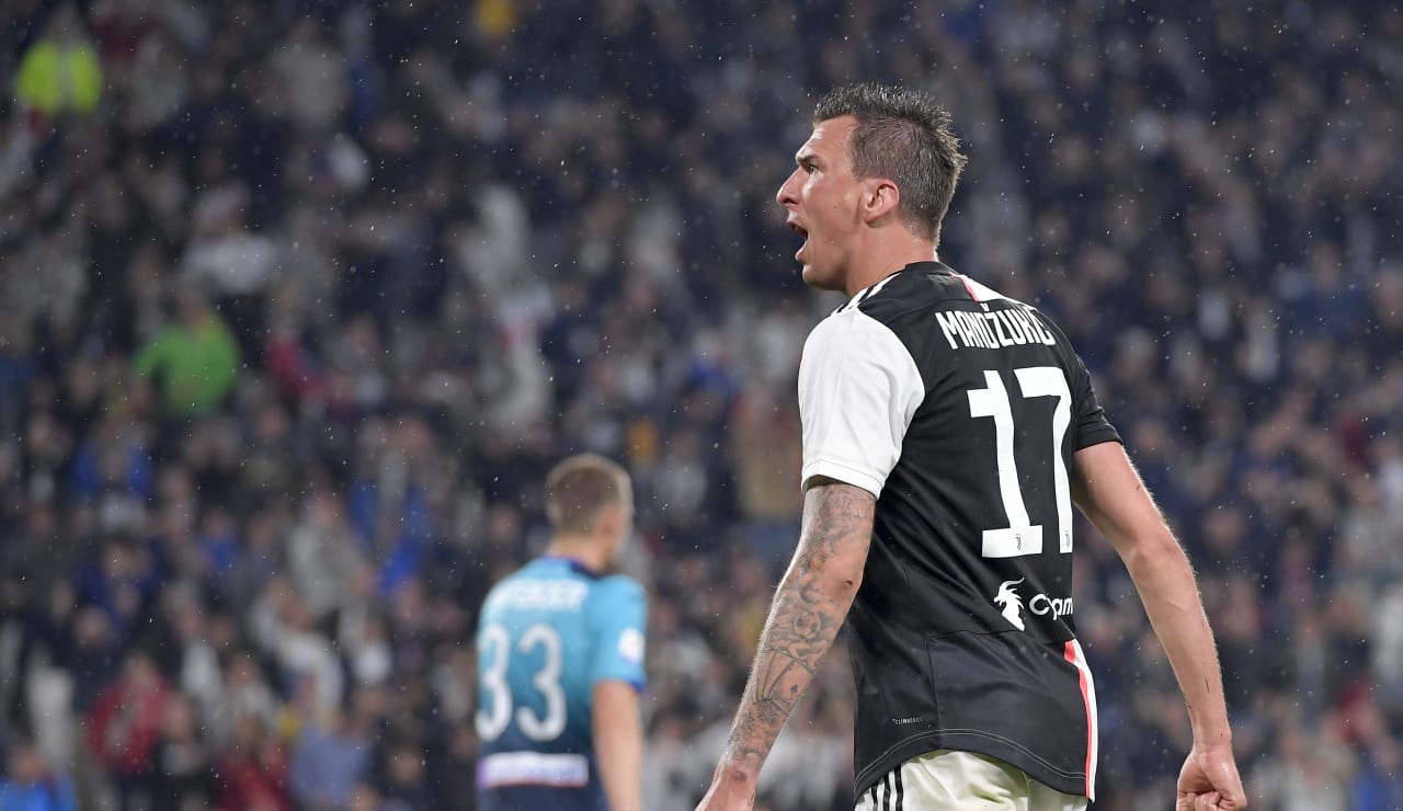 captain mandzukic