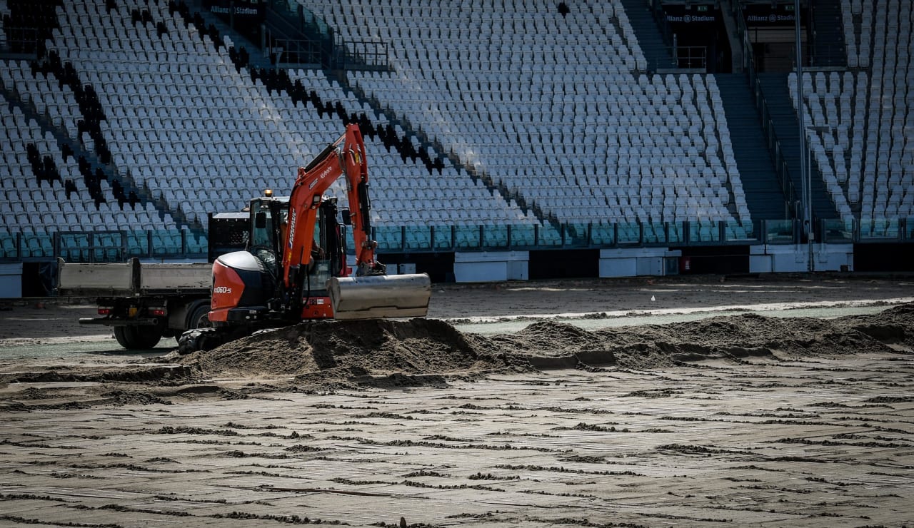 stadium pitch renewal7