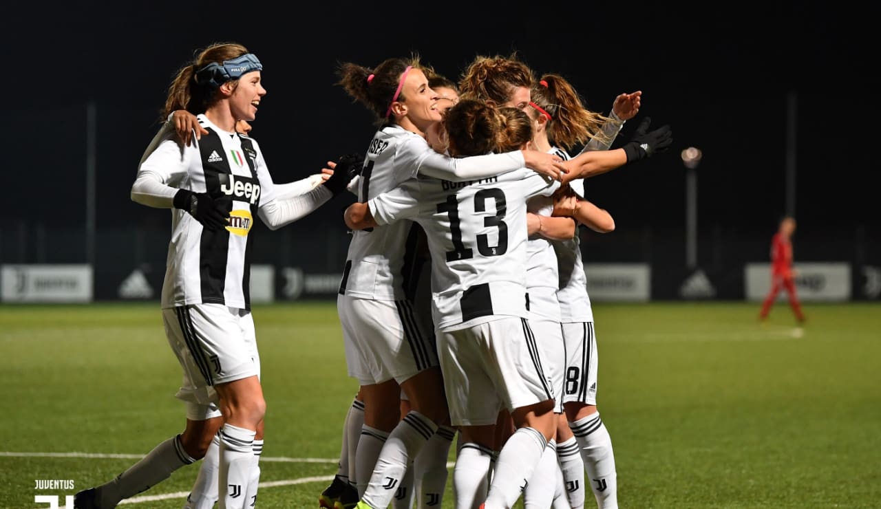 0_women_juveflorentia04.jpg