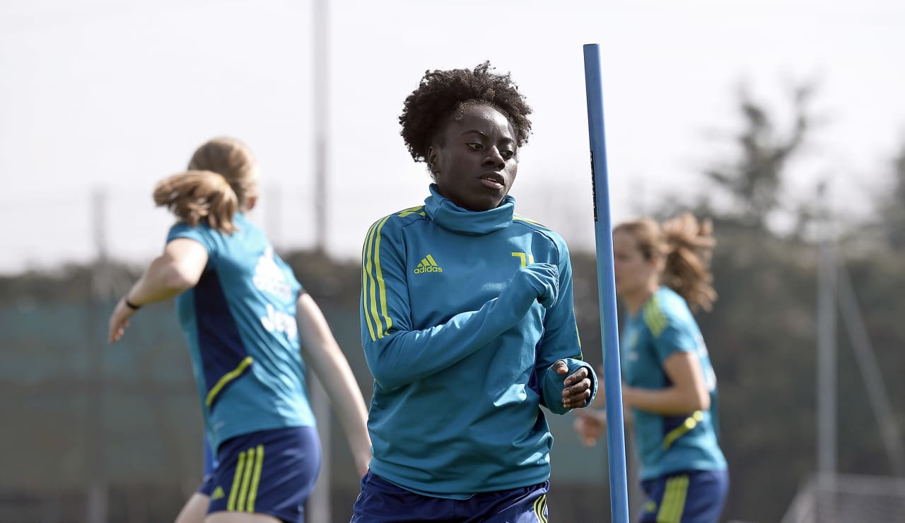 Juventus Women in allenamento a Vinovo 11