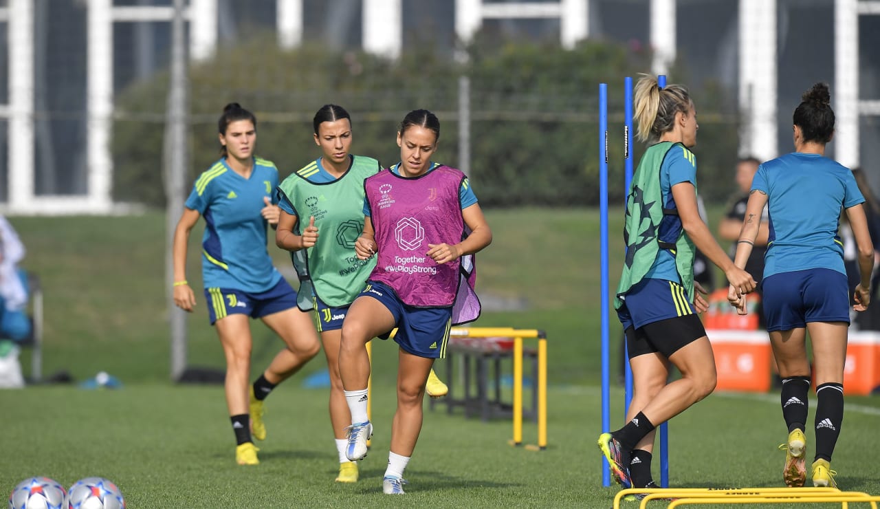 women uwcl training 18 oct 2