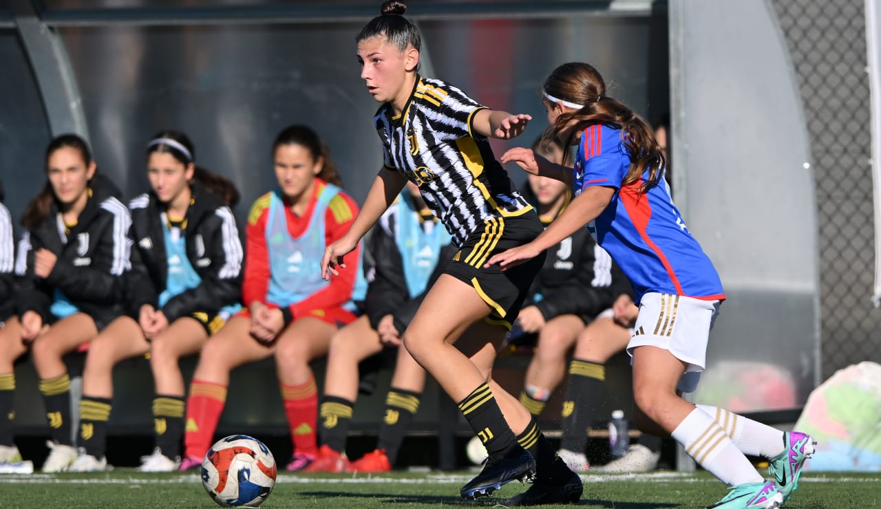 women under 15 vs OL 10