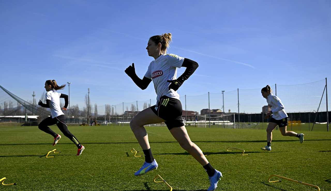 training-women-1802-09