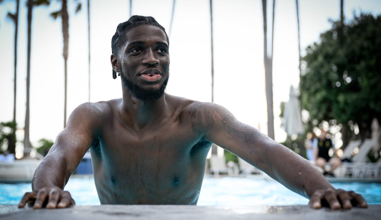 Juventus Pool Los Angeles 14