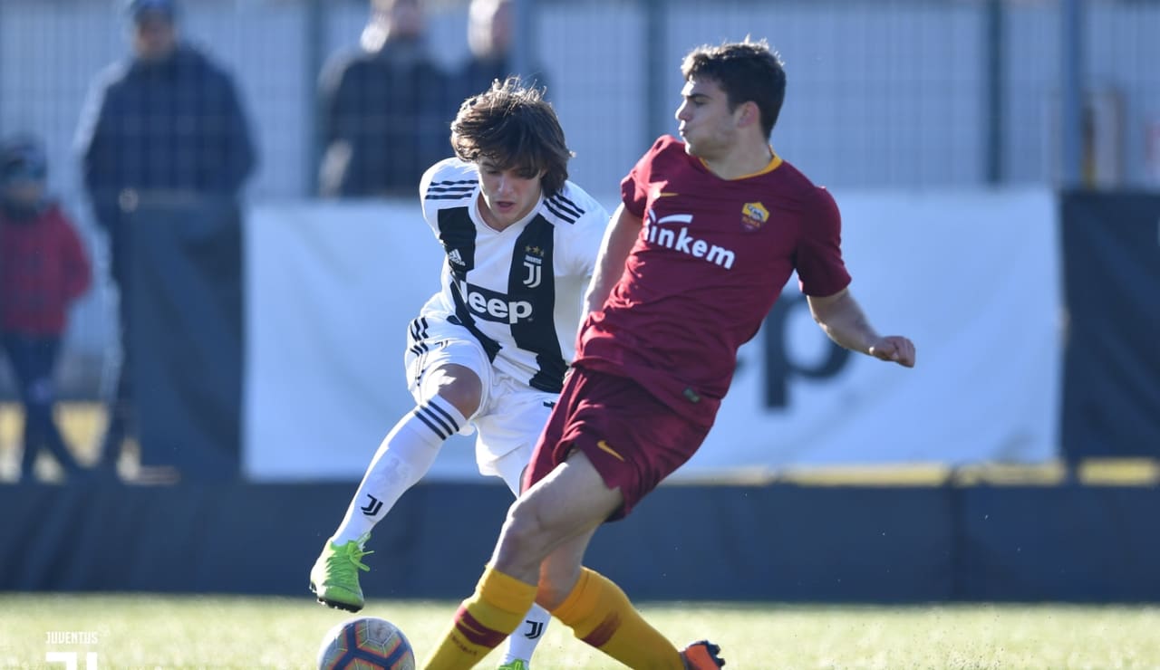 2_u19jroma04.jpg