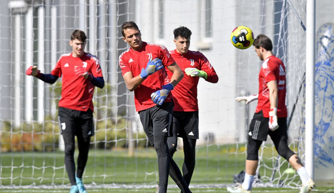 under 23 training 08 apr1