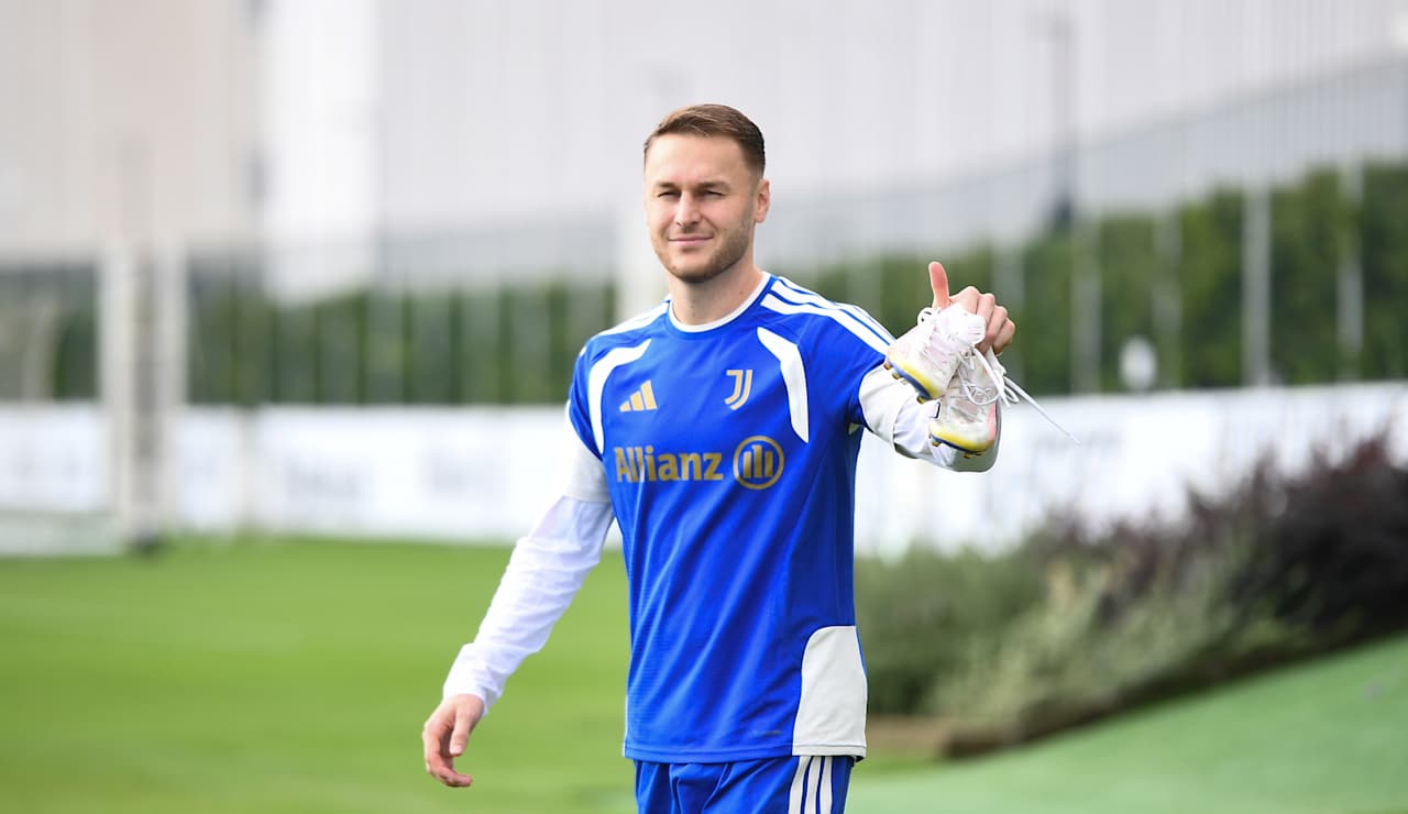 GAN 016
