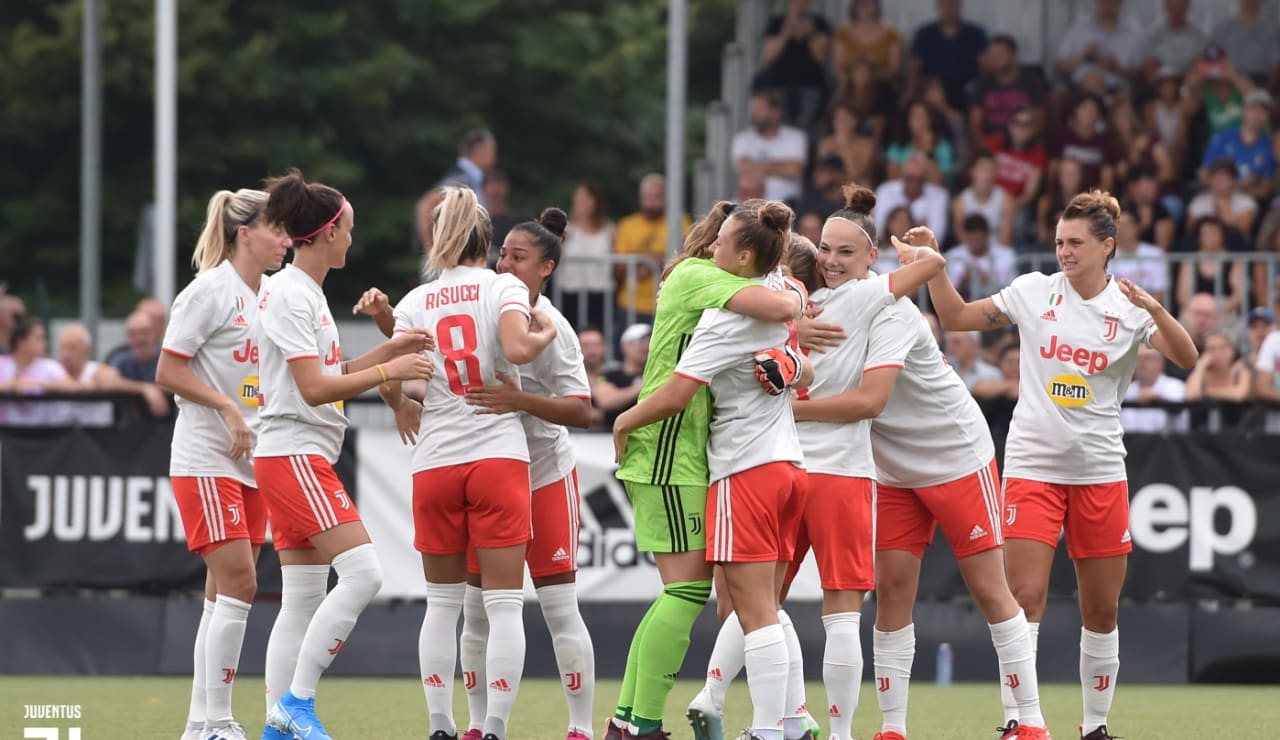 womenlugano02.jpg