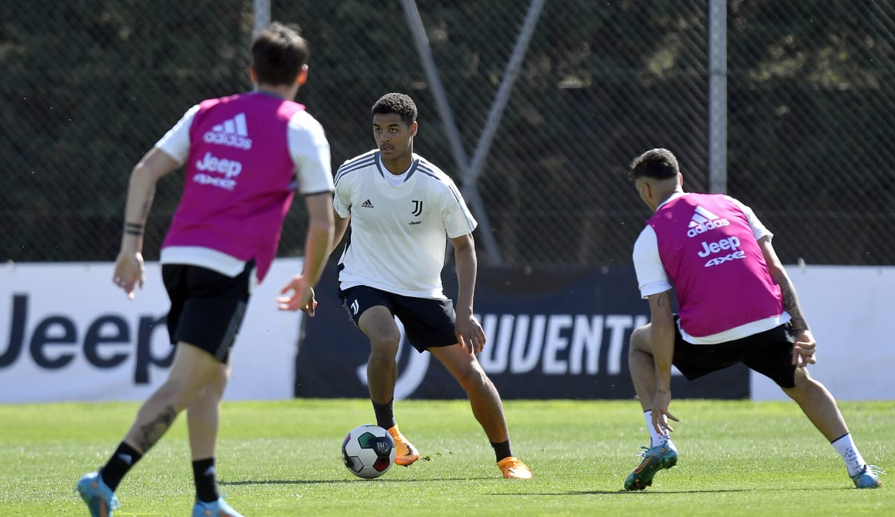 under 23 training 08 apr11