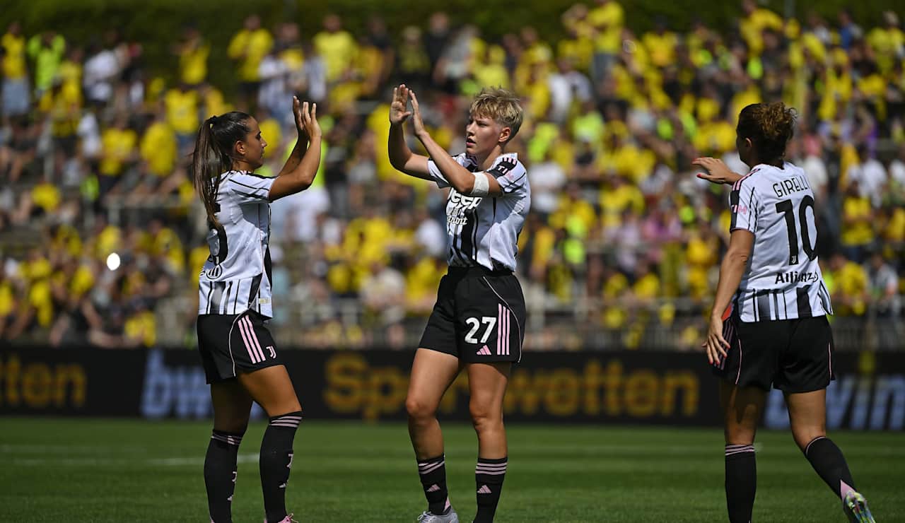 dortmund-women-23