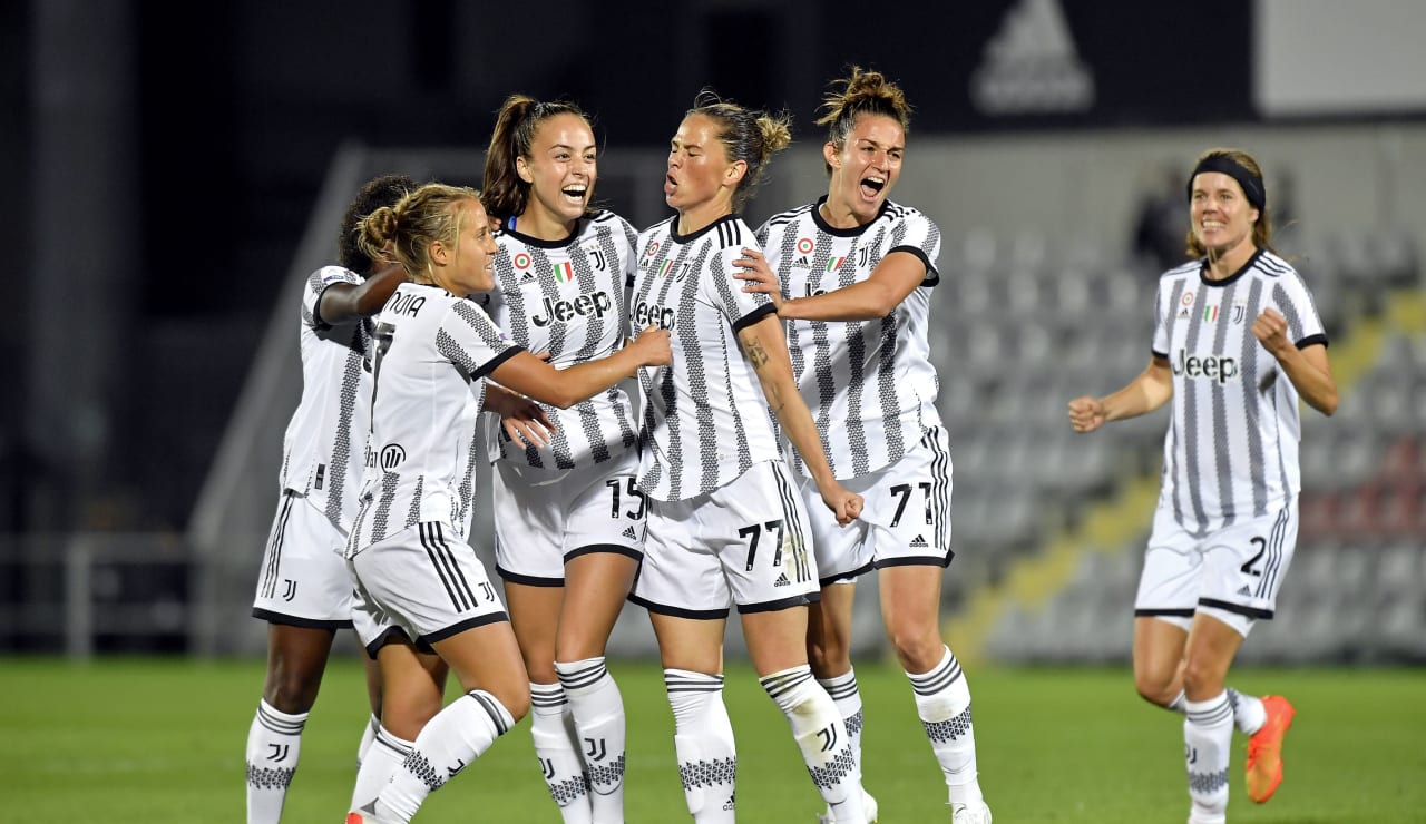 Women Juve koge 7