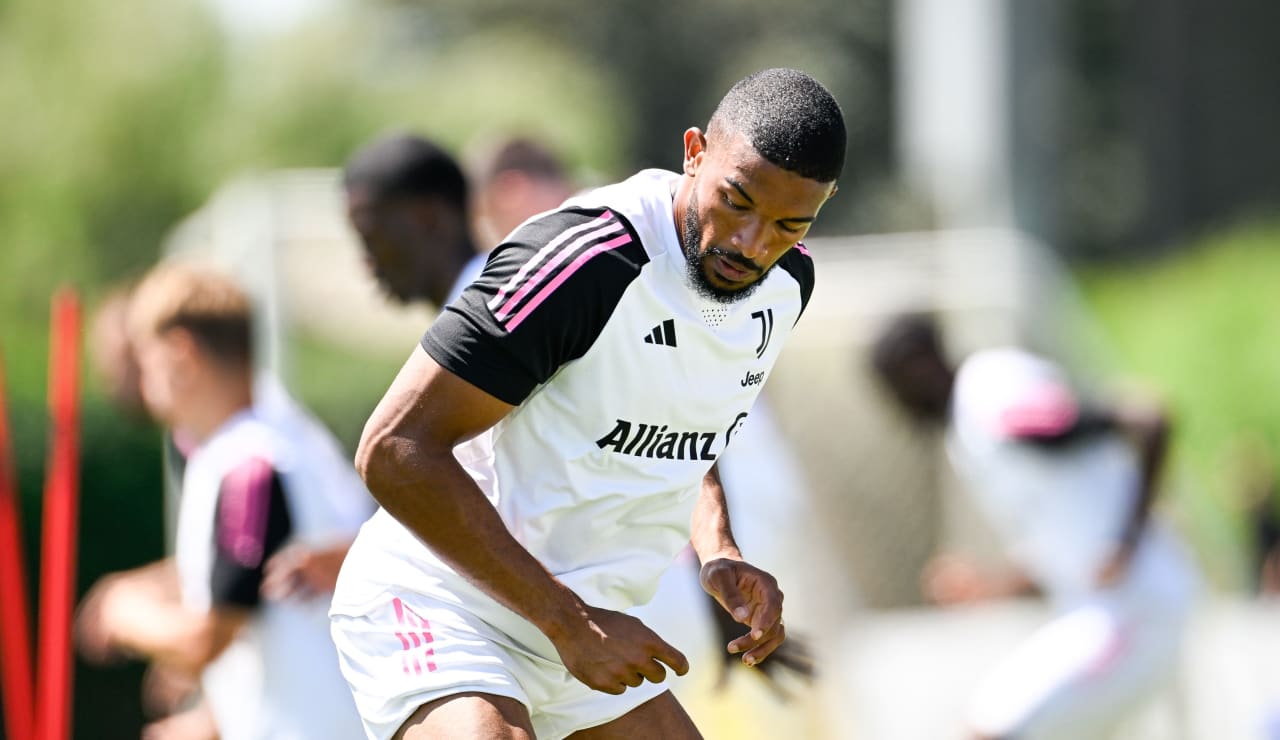 Last Training ahead of Juve-Milan  4