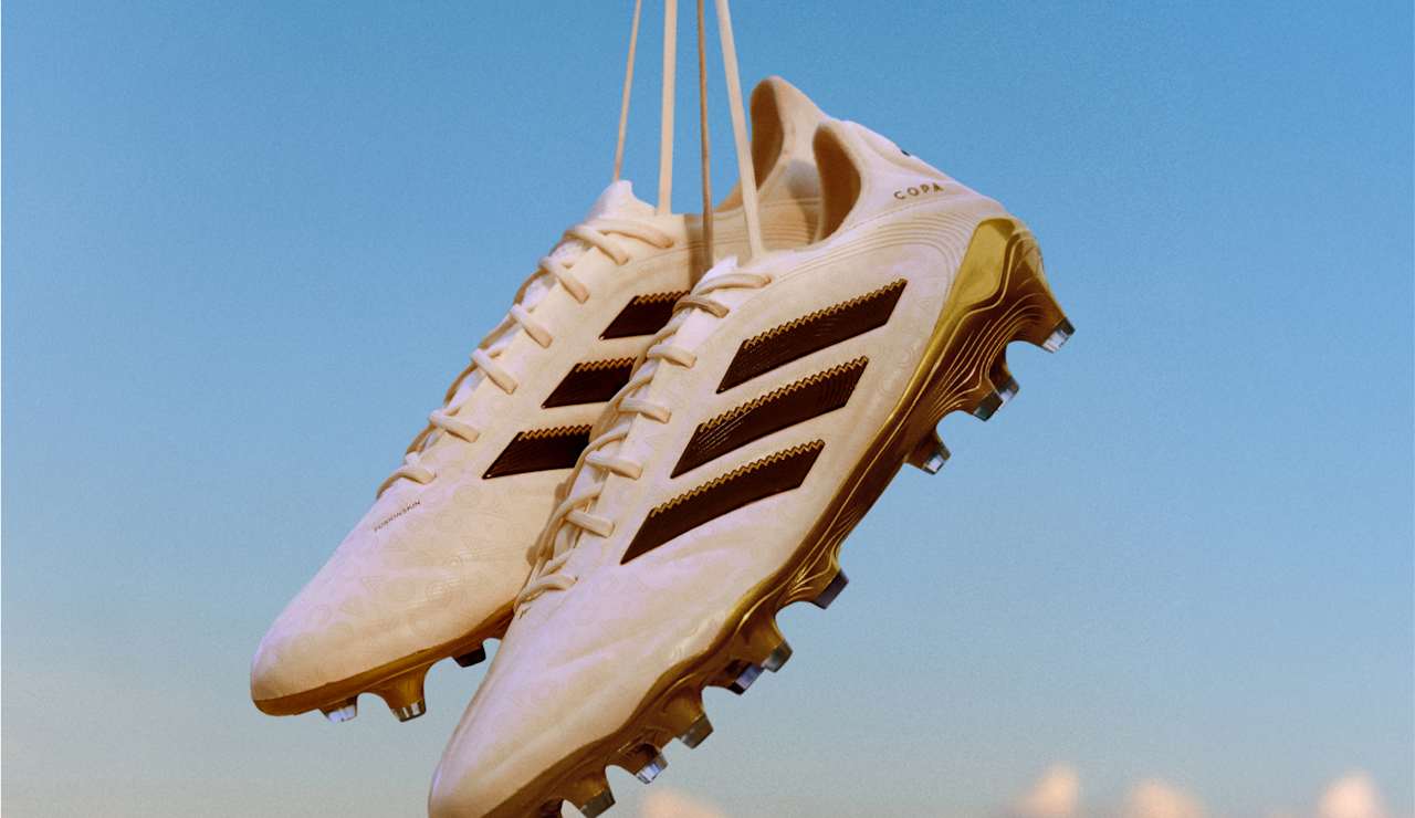 global-road_to_glory_pack-football-fw25-launch-plp-banner_statement-1-t-1
