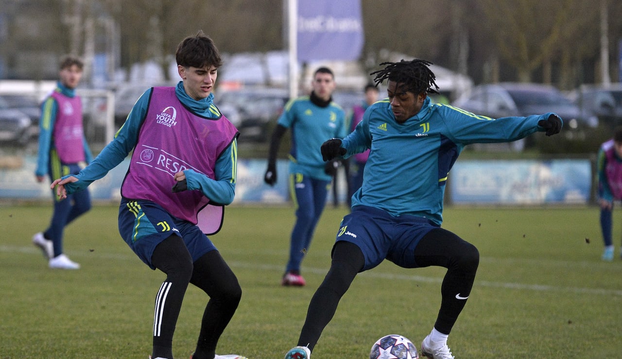 under 19 training genk 22