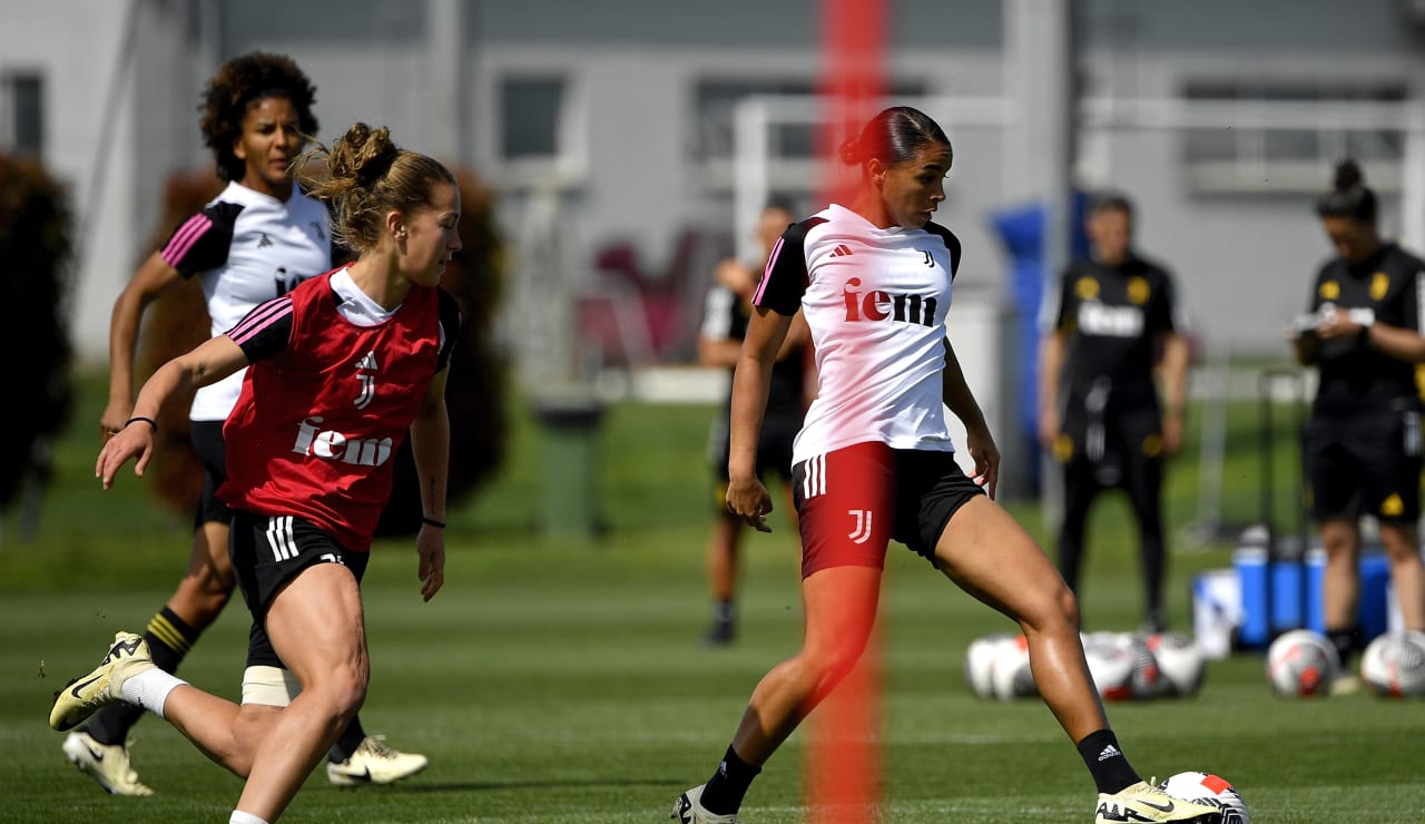 Training Juventus Women - 12-04-2024 - 12
