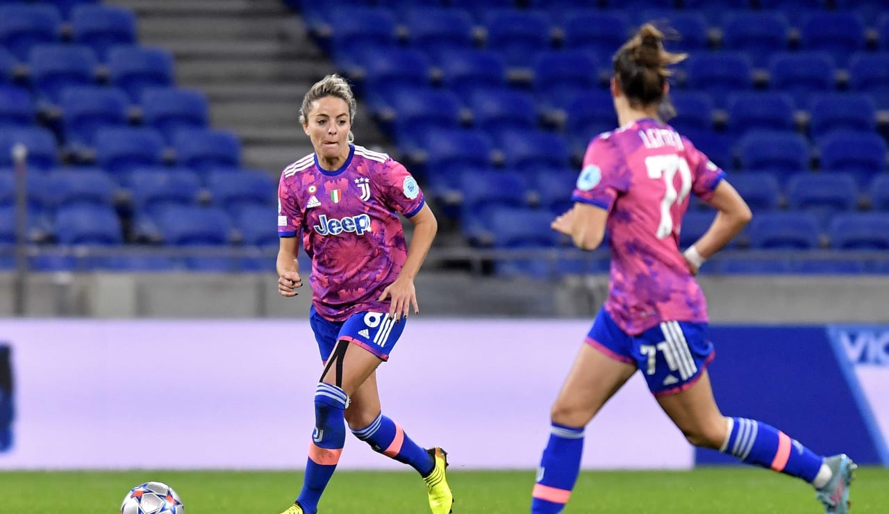 WOMEN LYON JUVENTUS 2022 10