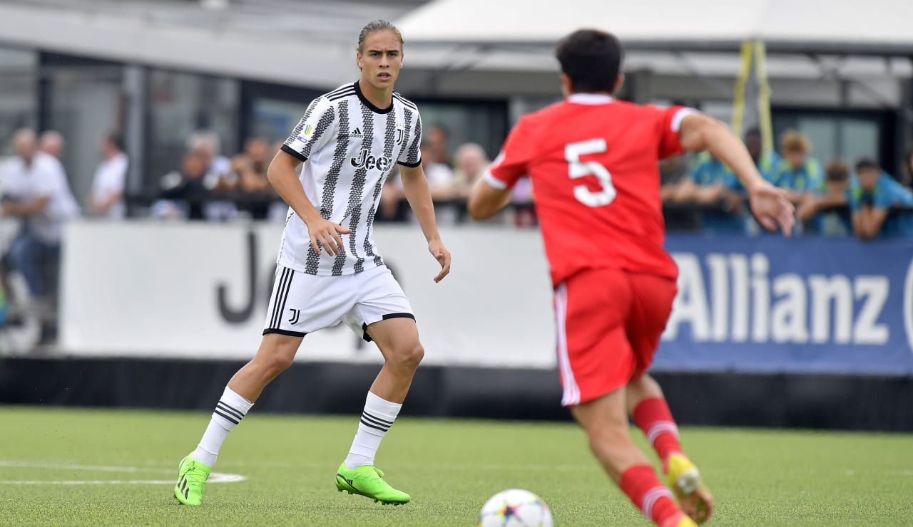 UNDER 19 JUVE BENFICA UYL 5