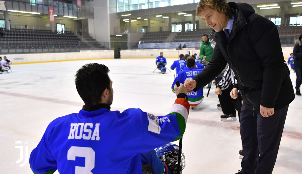 nedvedhockey05.jpg