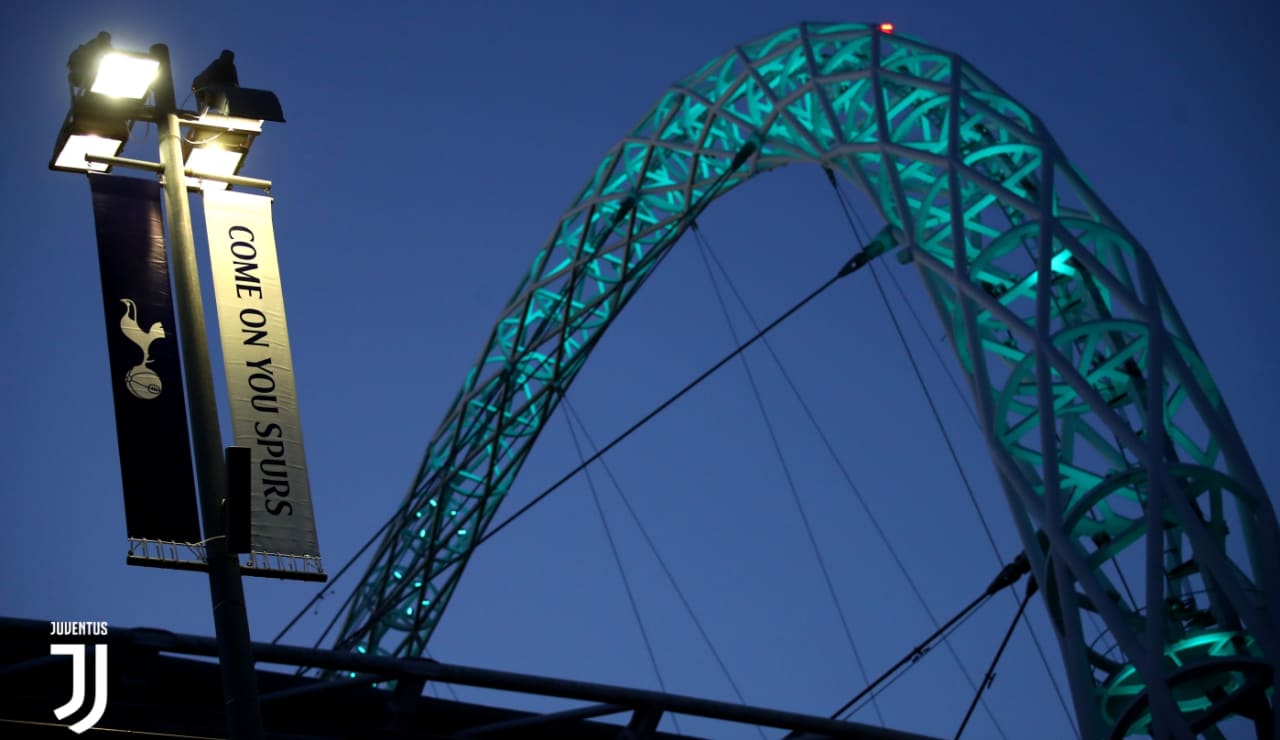 wembley05.jpg