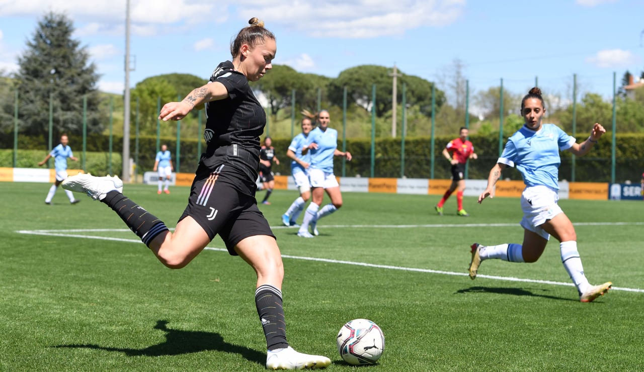 juventus women lazio 24 apr 2022 15