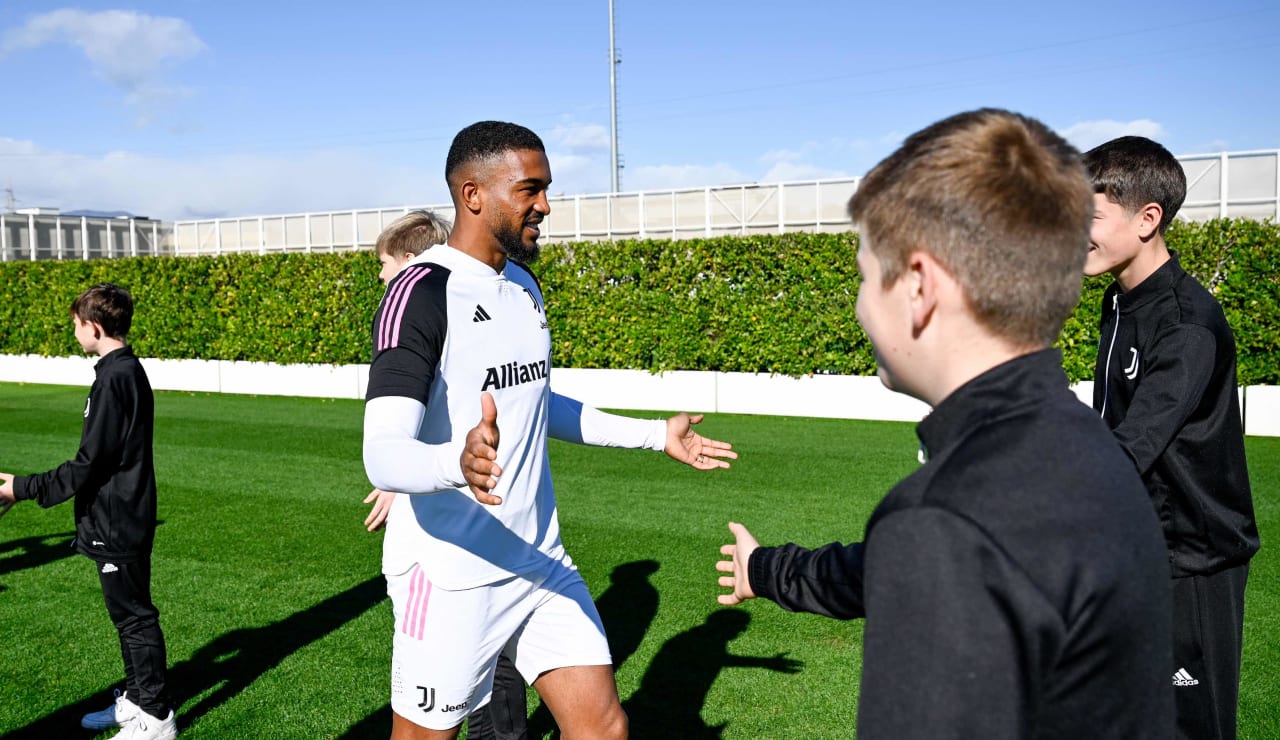 Academy Shape First Team Training 10